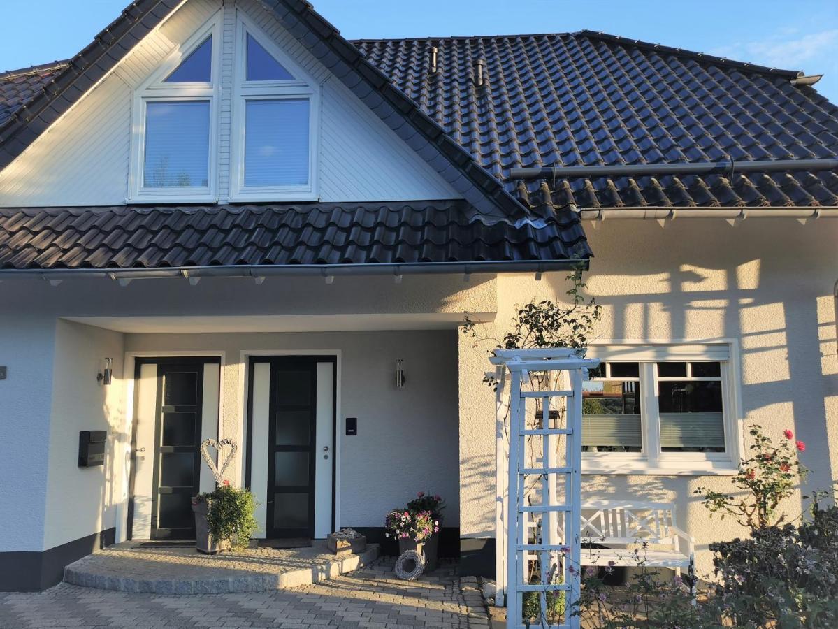 Ferienwohnung Falkenhof Линдлар Экстерьер фото