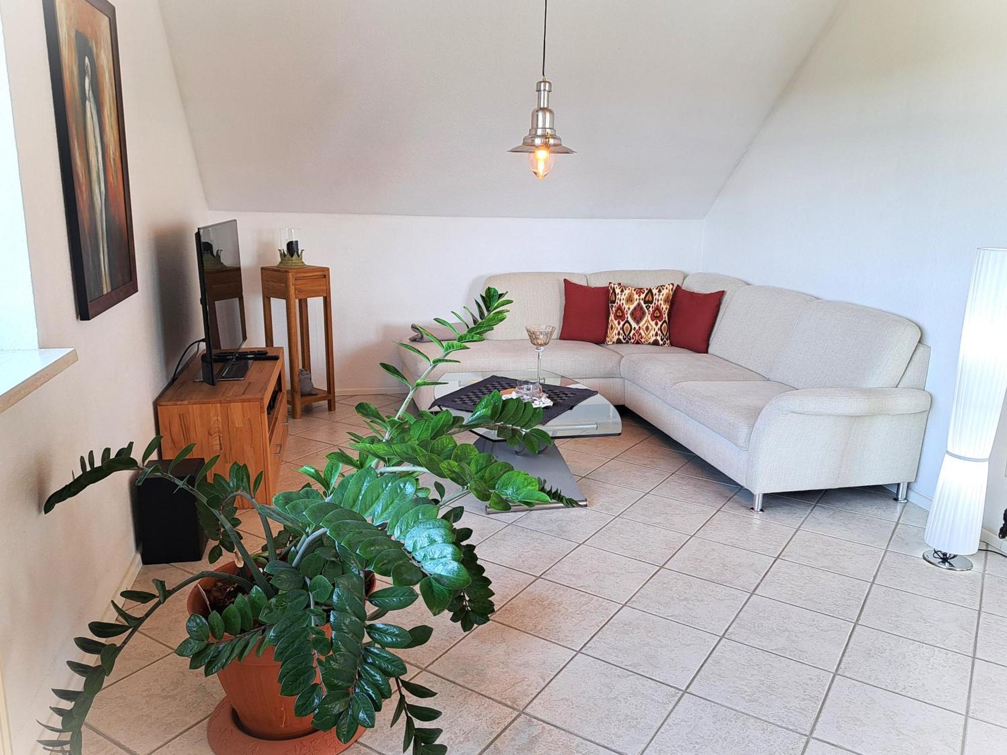 Ferienwohnung Falkenhof Линдлар Экстерьер фото